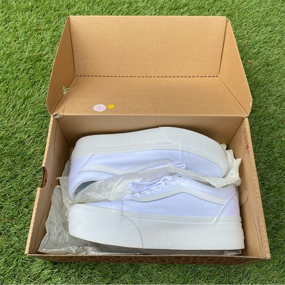 VANS WHITE PLATFORM SNEAKERS 8.5 - Picture 5 of 12